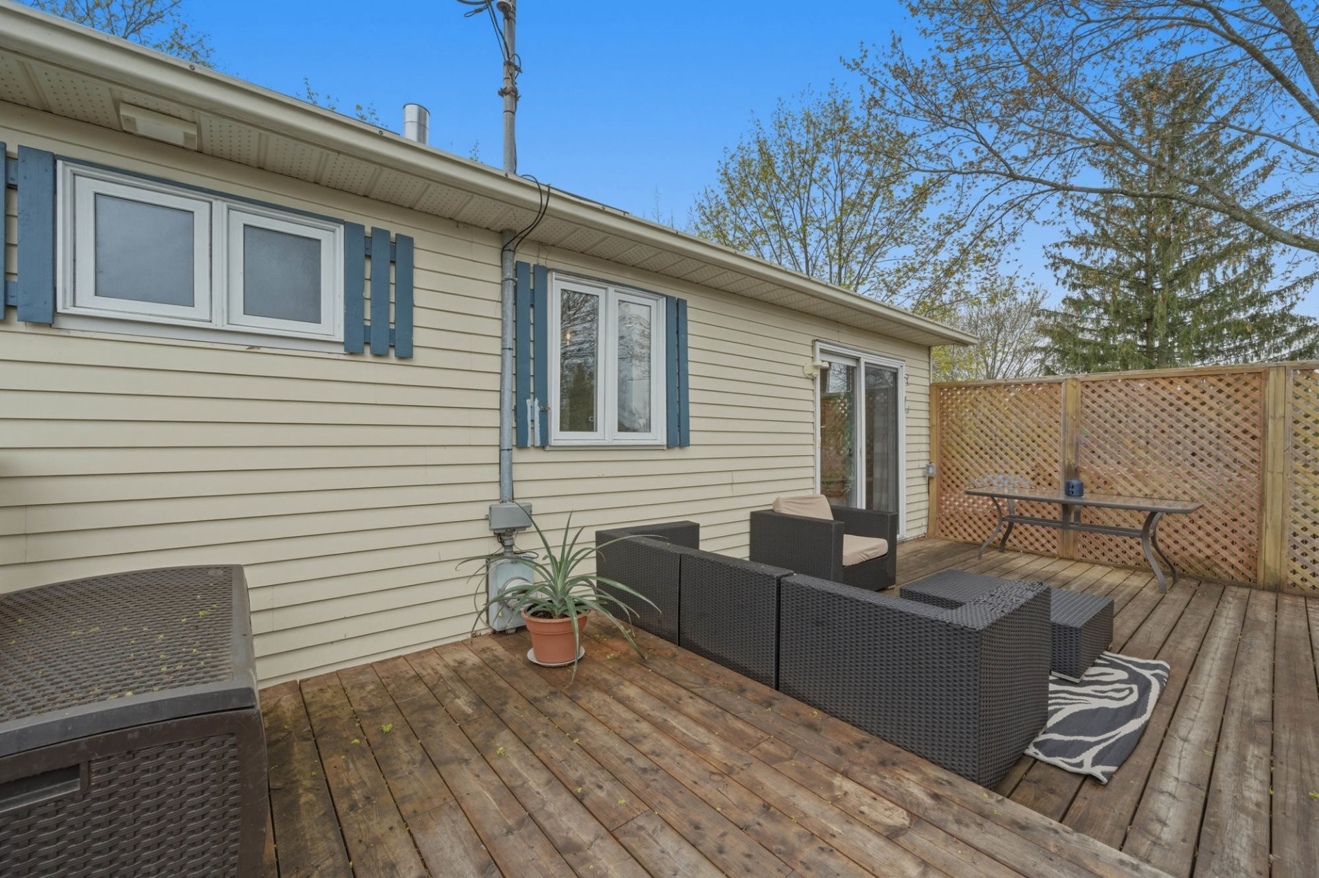 









45


Rue des Pinsons

,
Saint-Basile-le-Grand,




QC
J3N1L1

