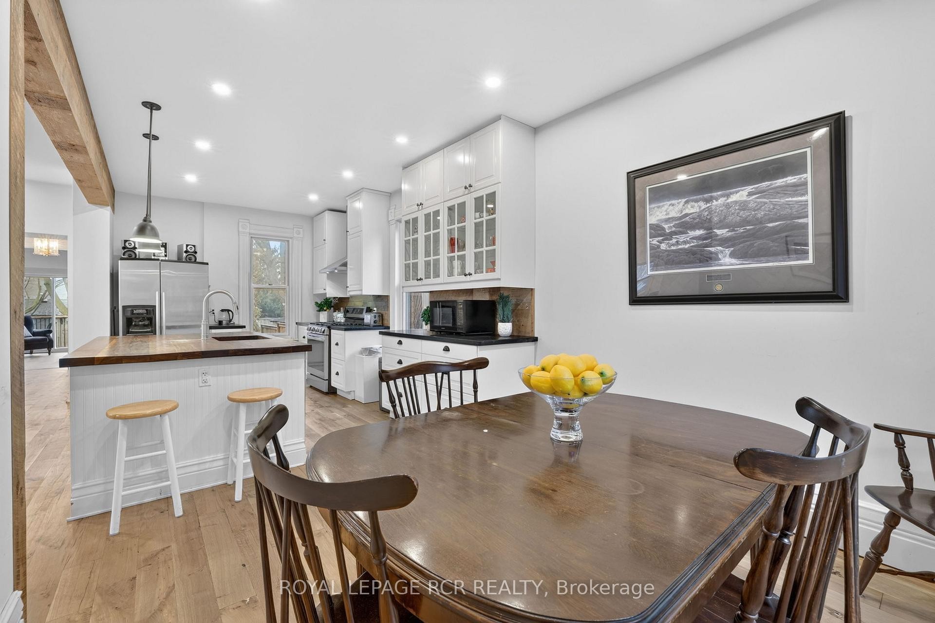 









20


Prospect

Street,
New Tecumseth,




ON
L0G 1A0

