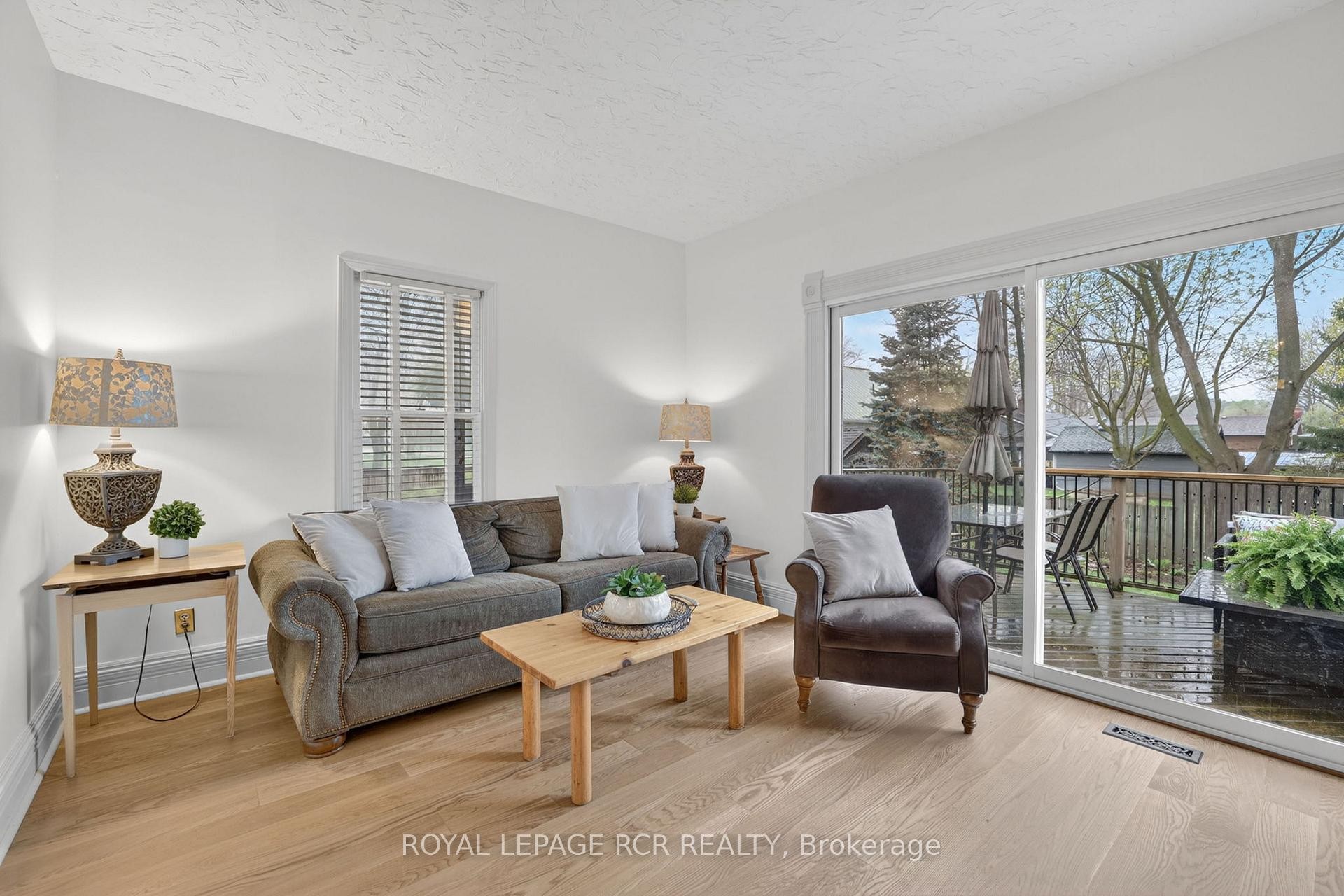 









20


Prospect

Street,
New Tecumseth,




ON
L0G 1A0

