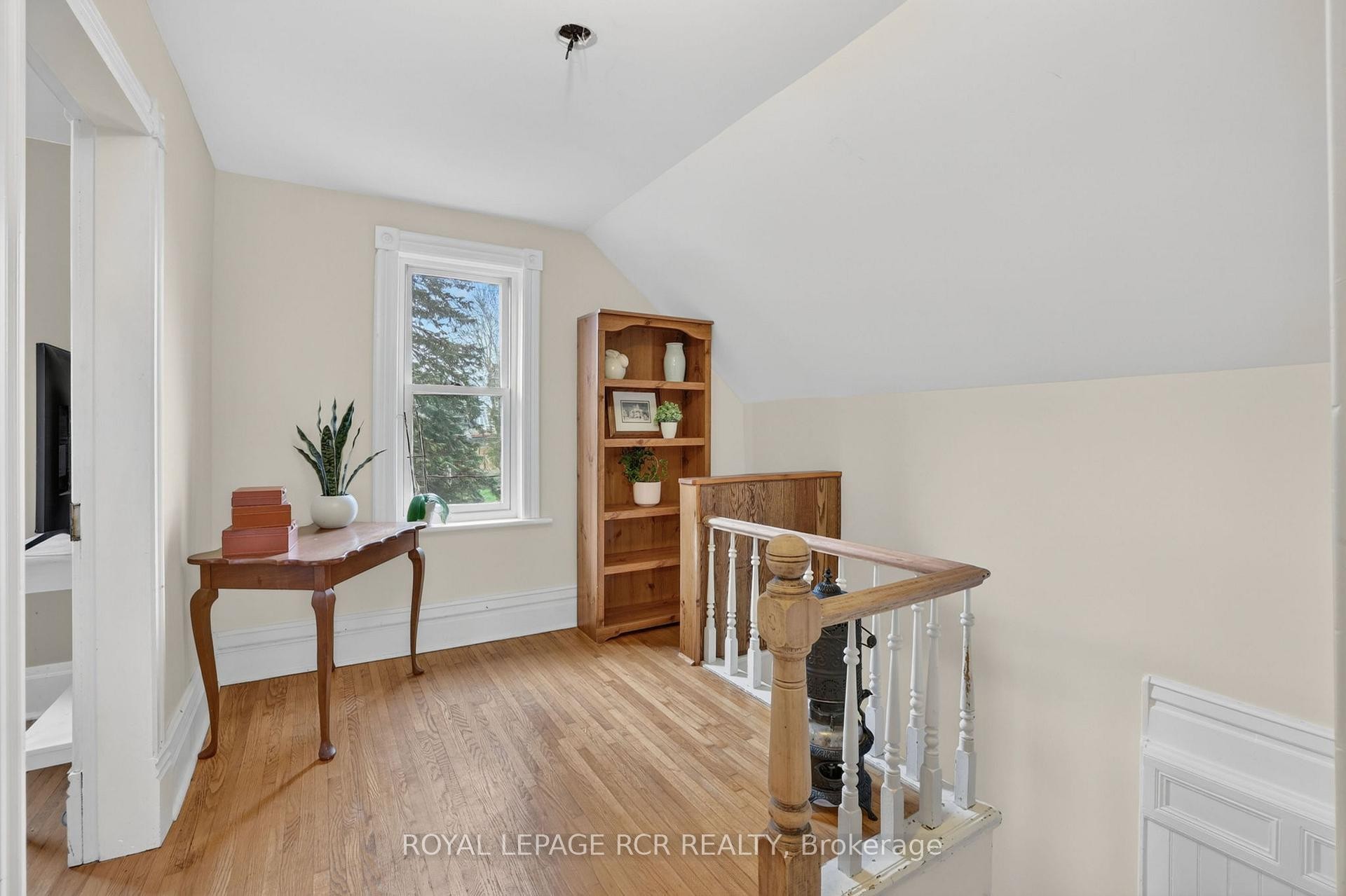 









20


Prospect

Street,
New Tecumseth,




ON
L0G 1A0

