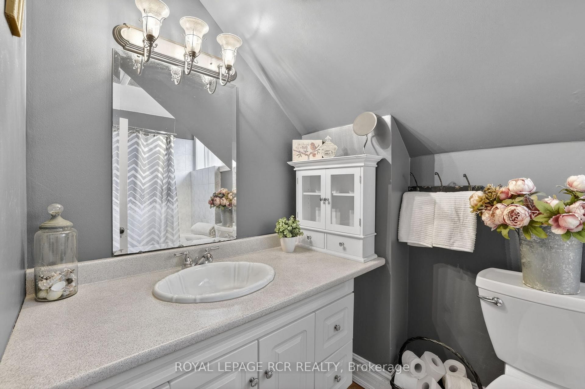 









20


Prospect

Street,
New Tecumseth,




ON
L0G 1A0

