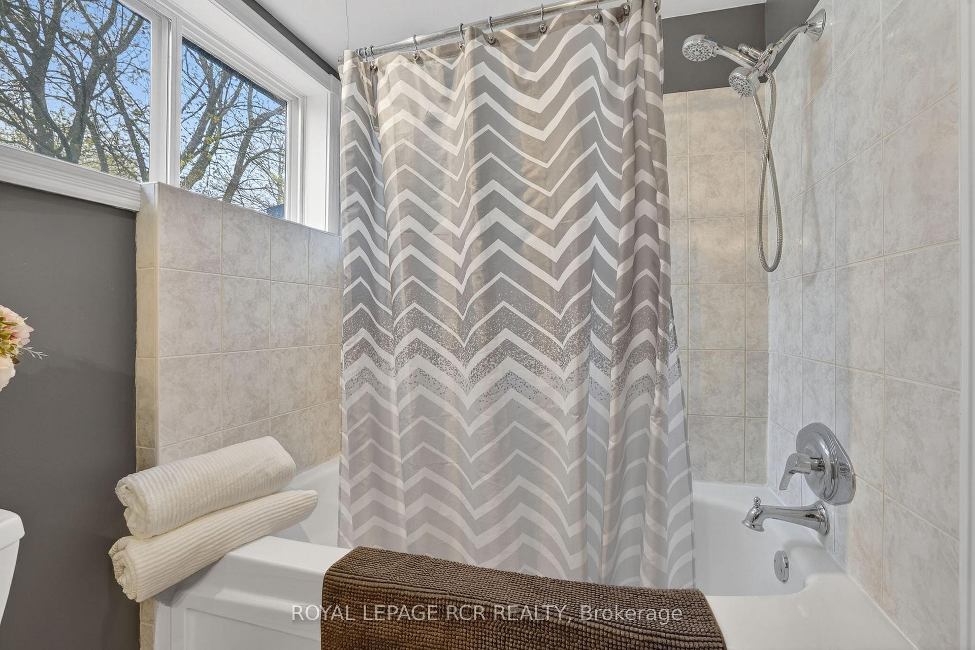 









20


Prospect

Street,
New Tecumseth,




ON
L0G 1A0

