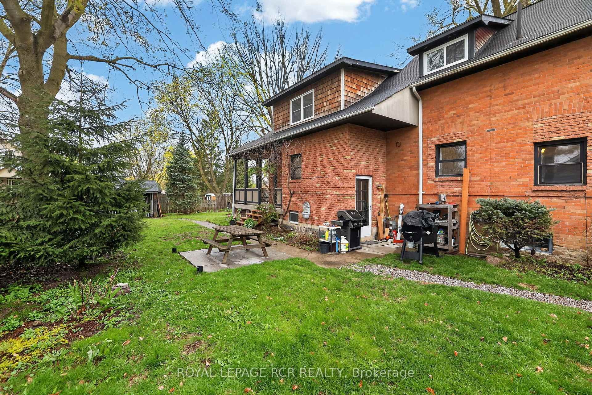 









20


Prospect

Street,
New Tecumseth,




ON
L0G 1A0


