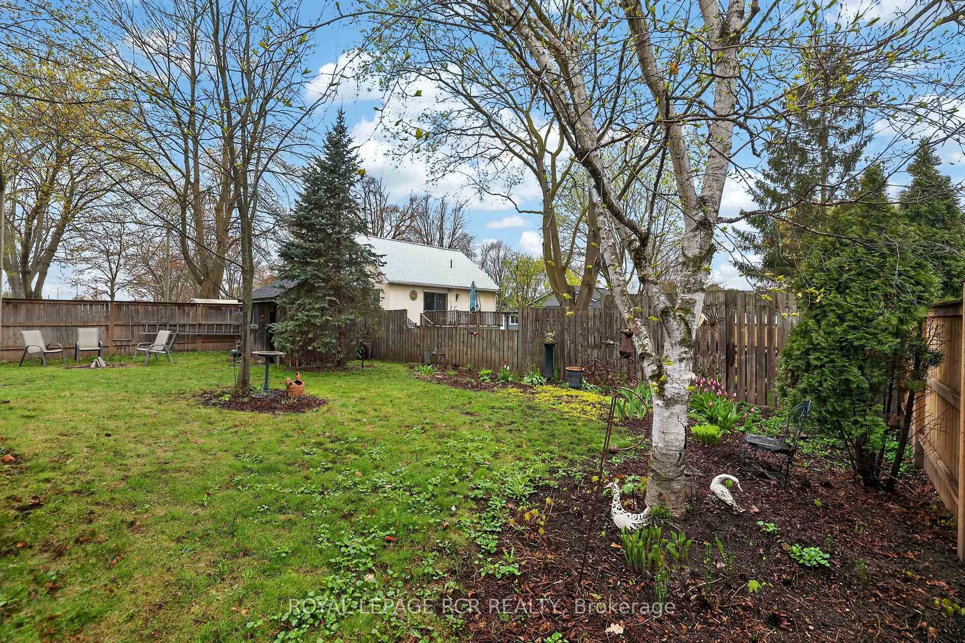 









20


Prospect

Street,
New Tecumseth,




ON
L0G 1A0

