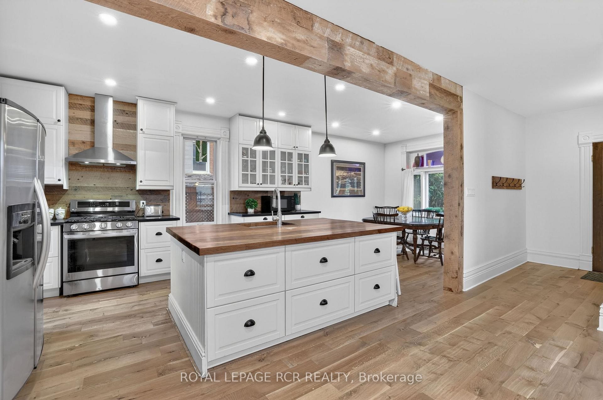 









20


Prospect

Street,
New Tecumseth,




ON
L0G 1A0

