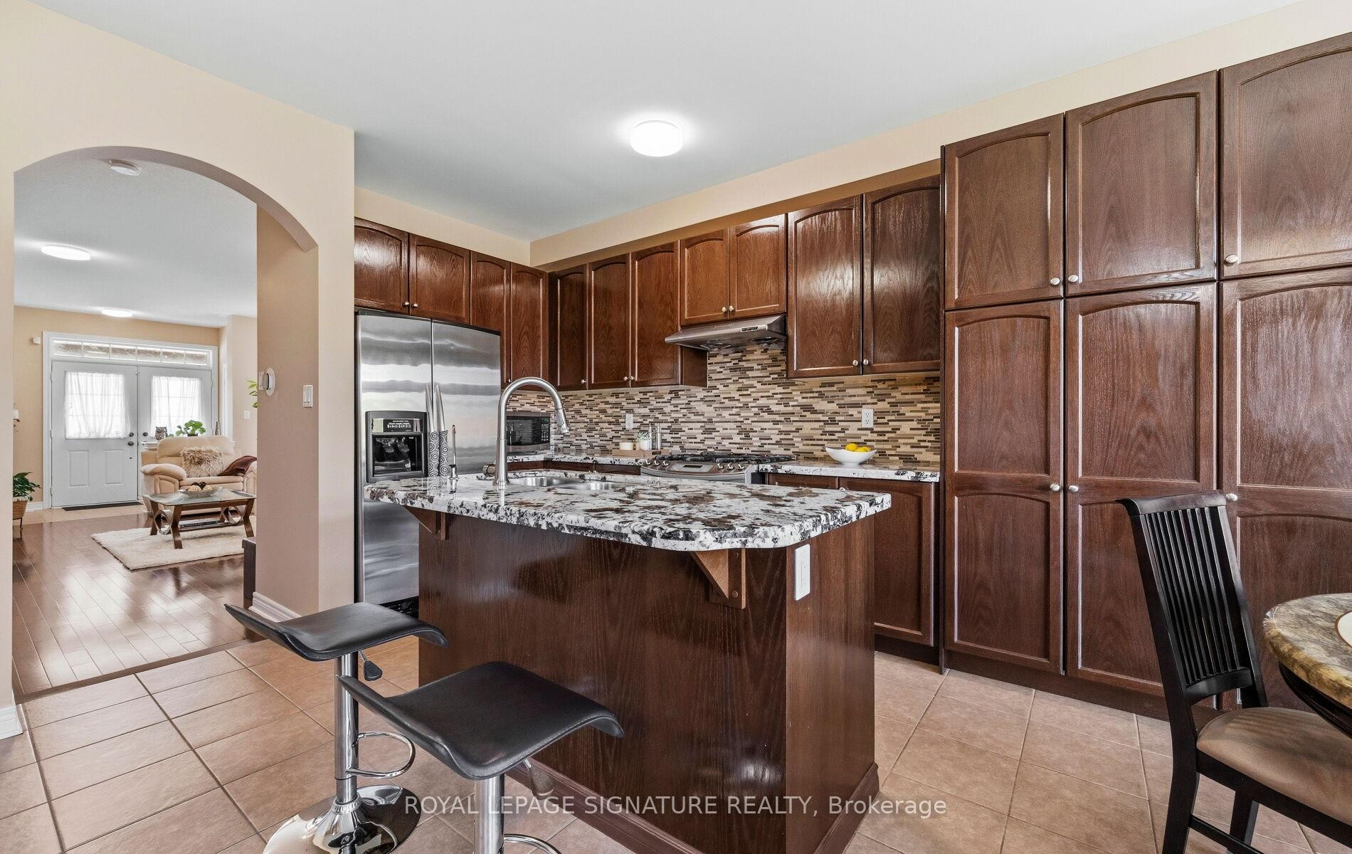 









476


Nairn

Circle,
Milton,




ON
L9T 8A7

