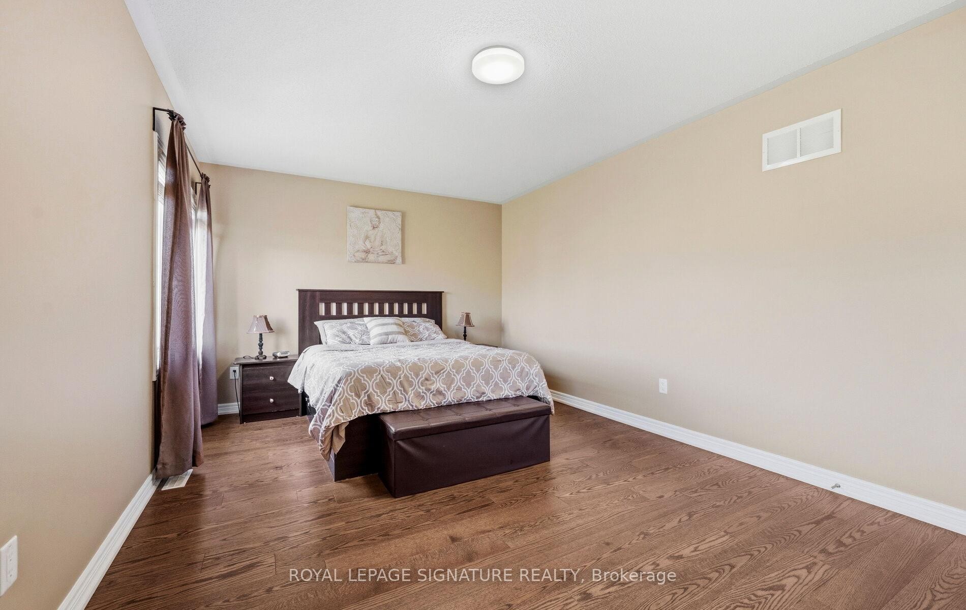 









476


Nairn

Circle,
Milton,




ON
L9T 8A7

