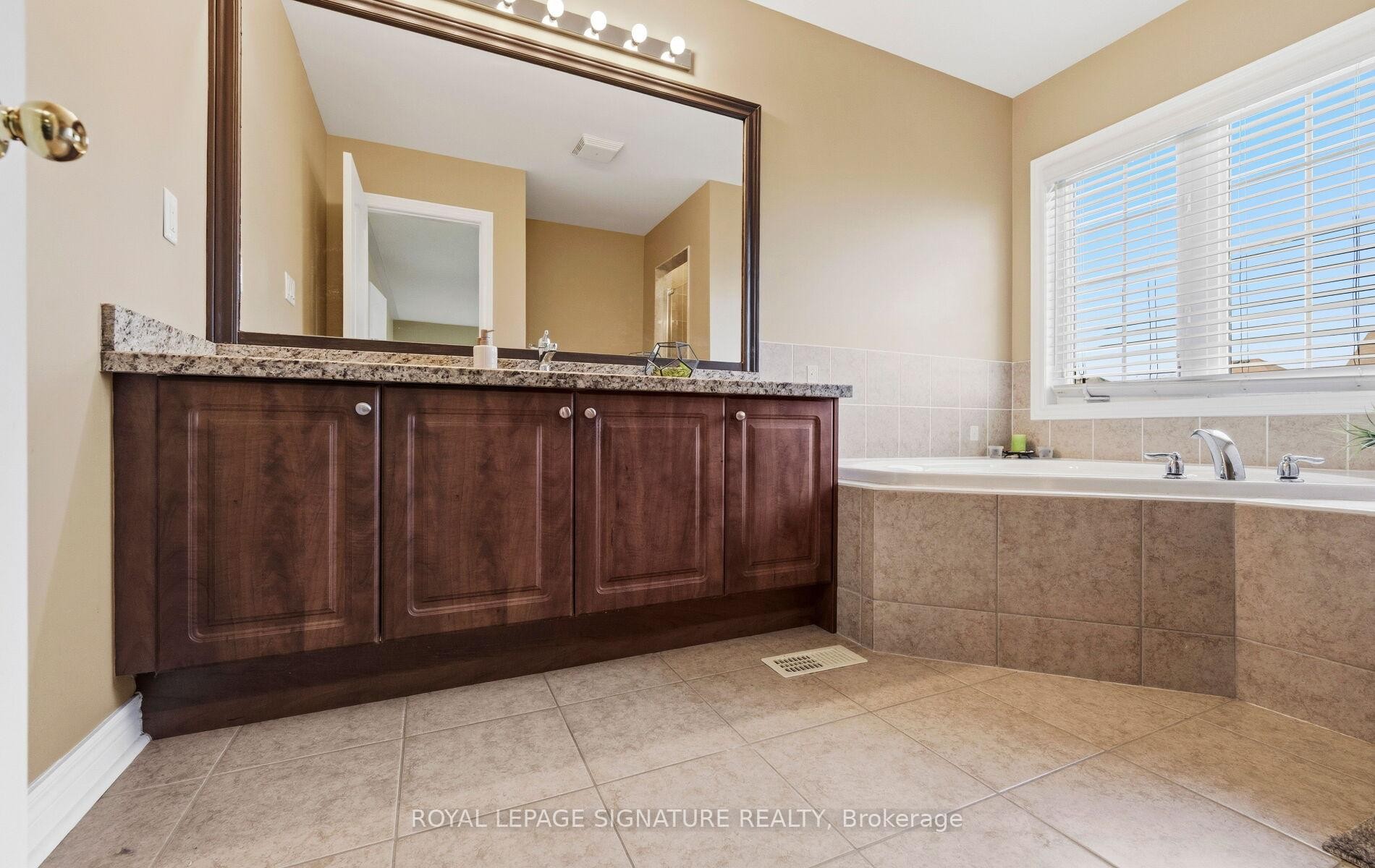 









476


Nairn

Circle,
Milton,




ON
L9T 8A7

