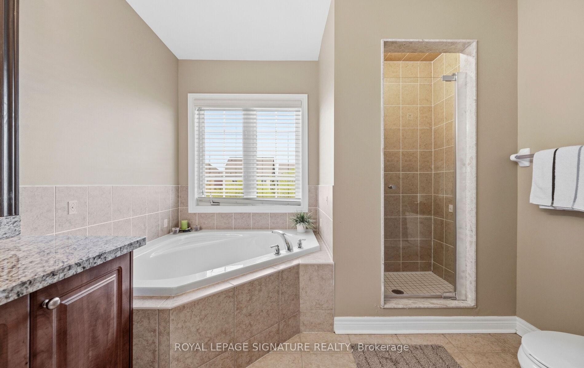 









476


Nairn

Circle,
Milton,




ON
L9T 8A7

