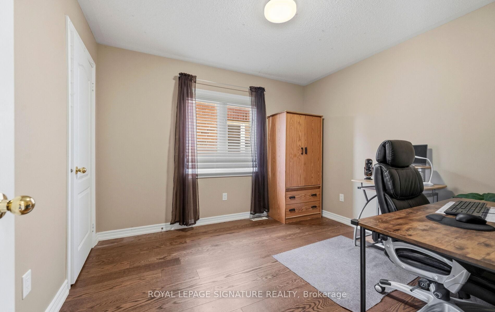 









476


Nairn

Circle,
Milton,




ON
L9T 8A7

