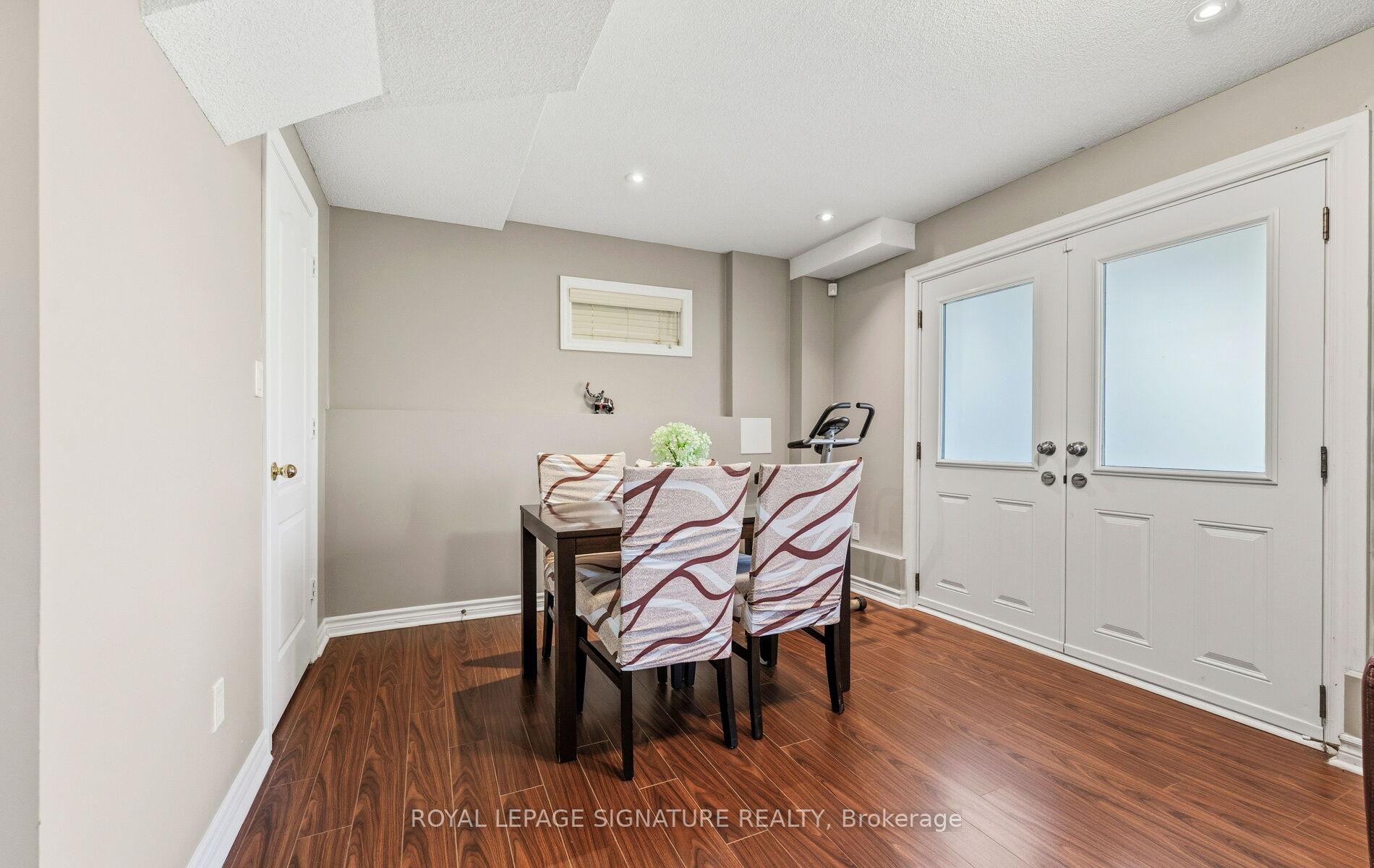 









476


Nairn

Circle,
Milton,




ON
L9T 8A7

