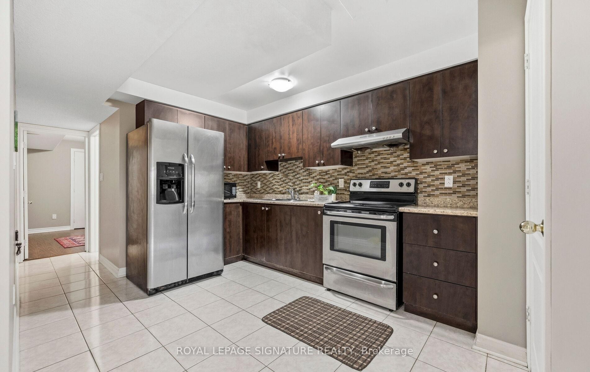 









476


Nairn

Circle,
Milton,




ON
L9T 8A7

