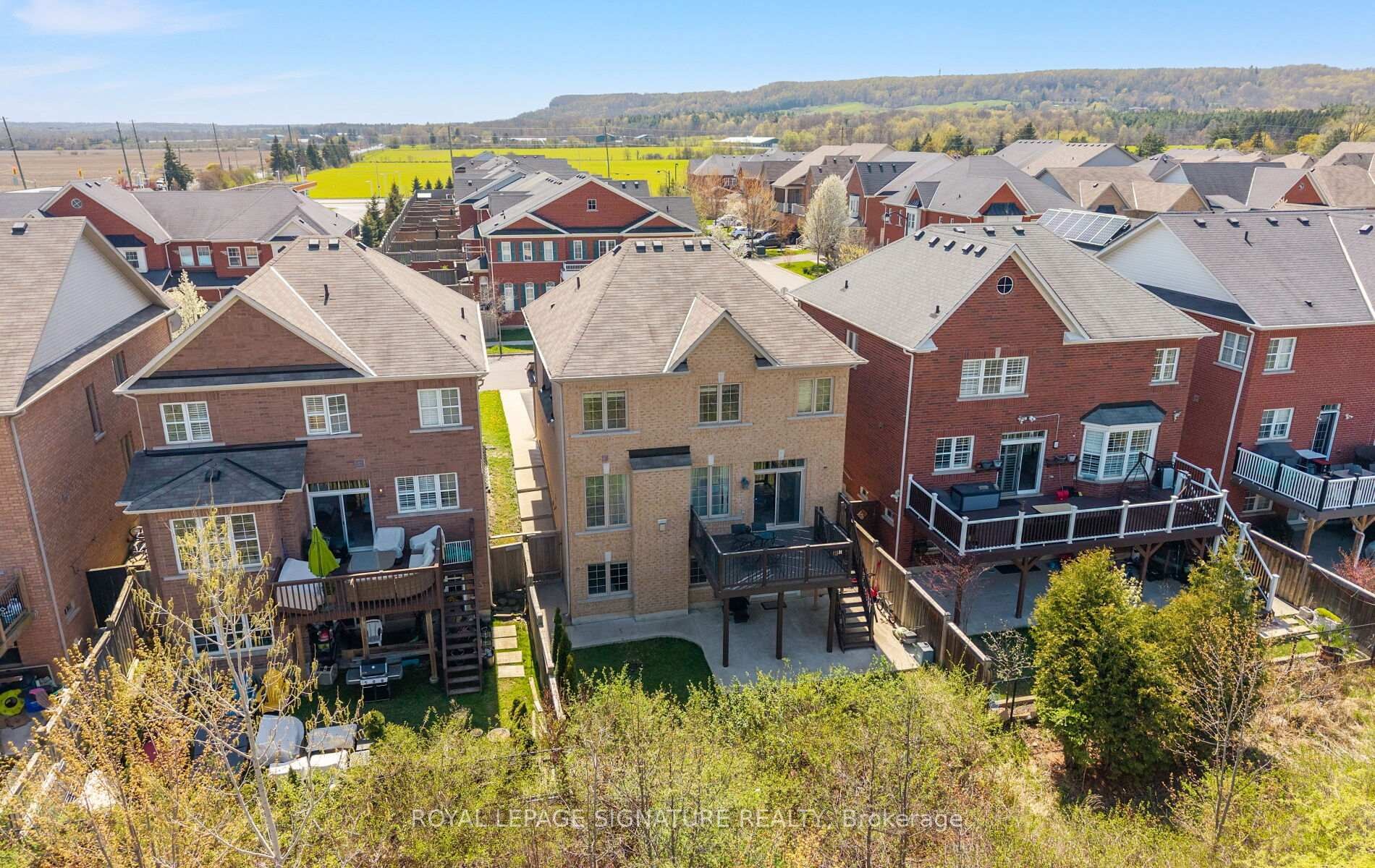 









476


Nairn

Circle,
Milton,




ON
L9T 8A7

