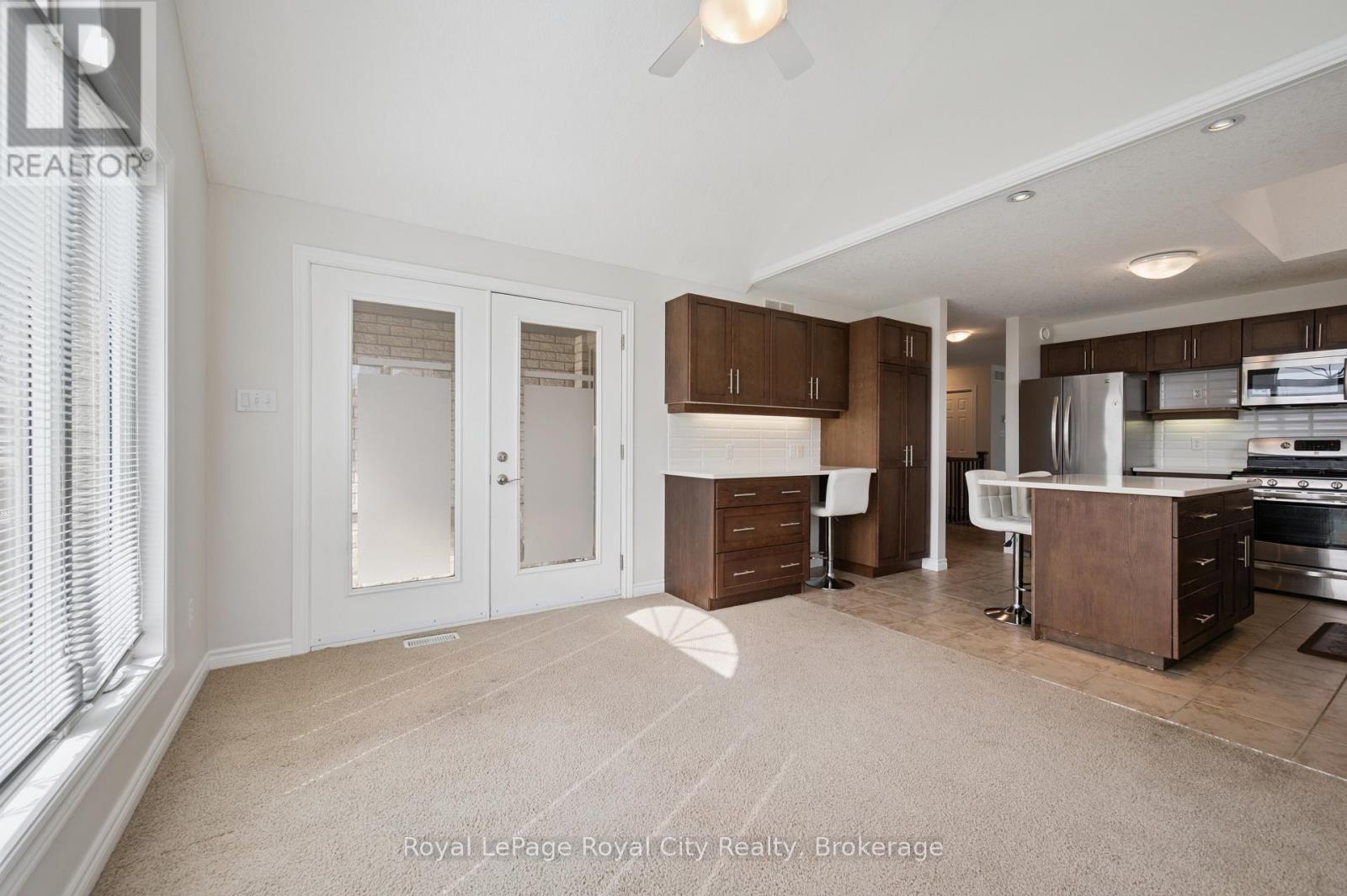 












19 - 27 ELKIN COURT

,
Centre Wellington (Fergus),




Ontario
N1M0A6

