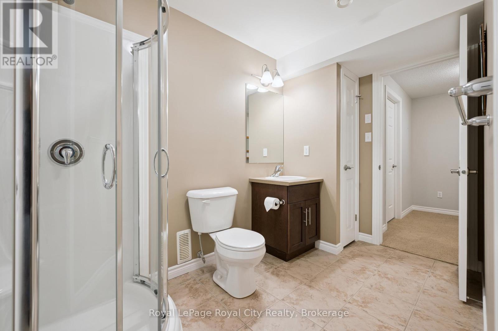 












19 - 27 ELKIN COURT

,
Centre Wellington (Fergus),




Ontario
N1M0A6

