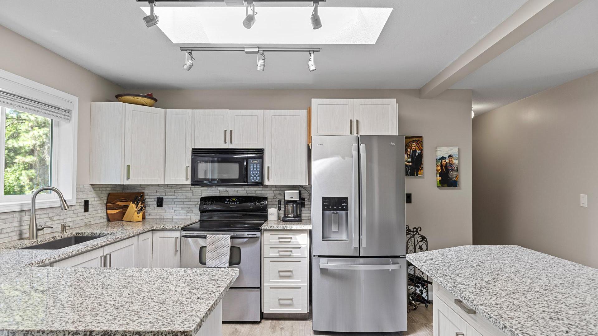 









3424


East Boundary

Road,
Westbank,




BC
V4T 2H4

