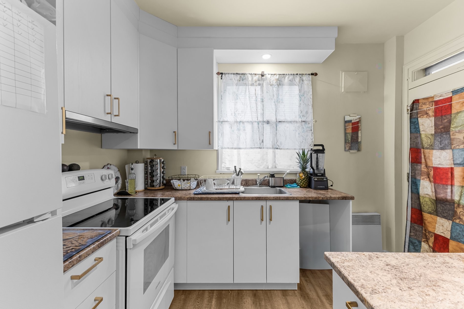 









420


Rue Melançon

,
Saint-Jérôme,




QC
J7Z4K2

