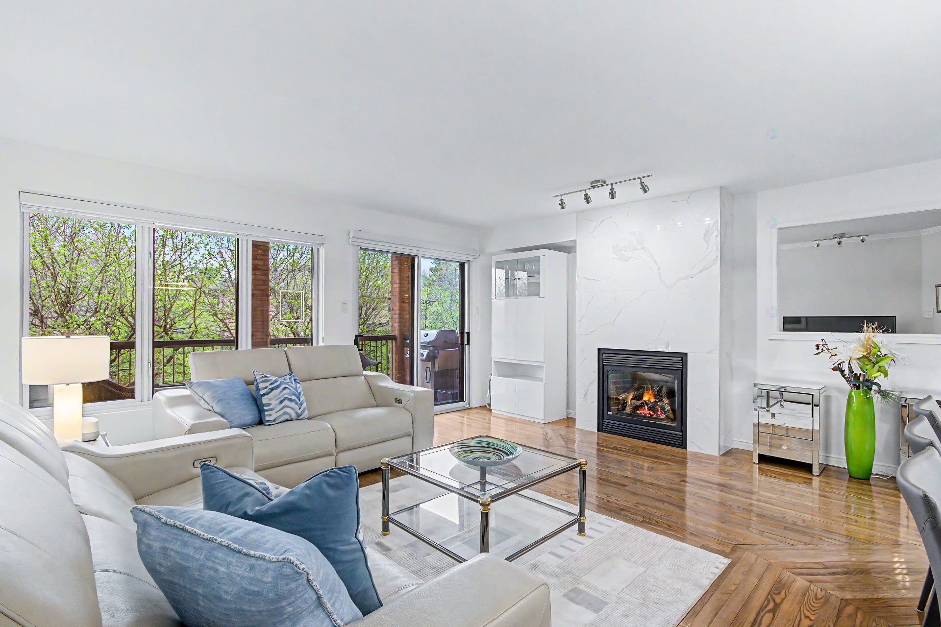 









1645


Rue Gauthier

, 24,
Saint-Bruno-de-Montarville,




QC
J3V5Y4


