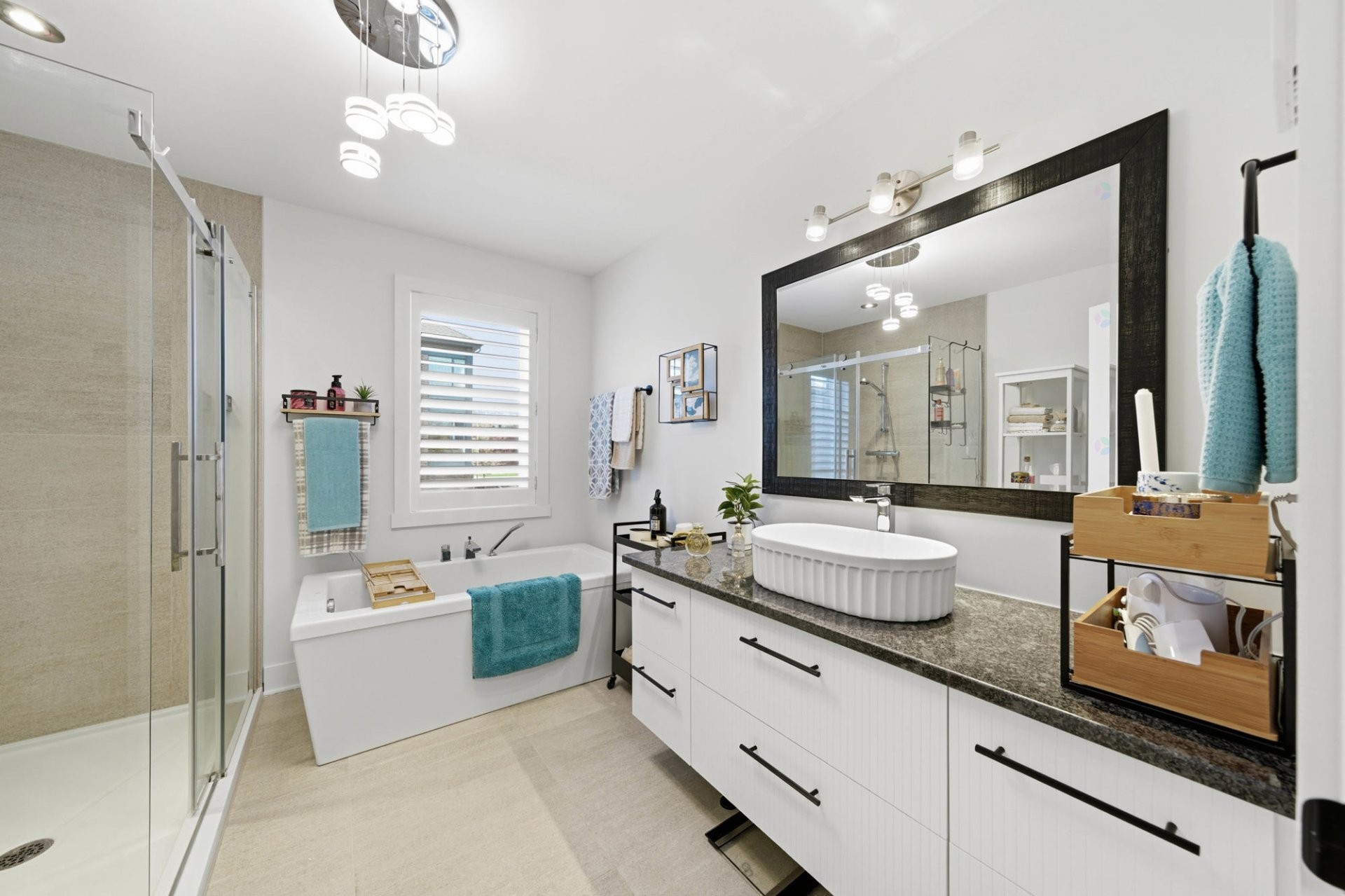 









1360


Rue des Tilleuls

, 202,
Saint-Bruno-de-Montarville,




QC
J3V0B6

