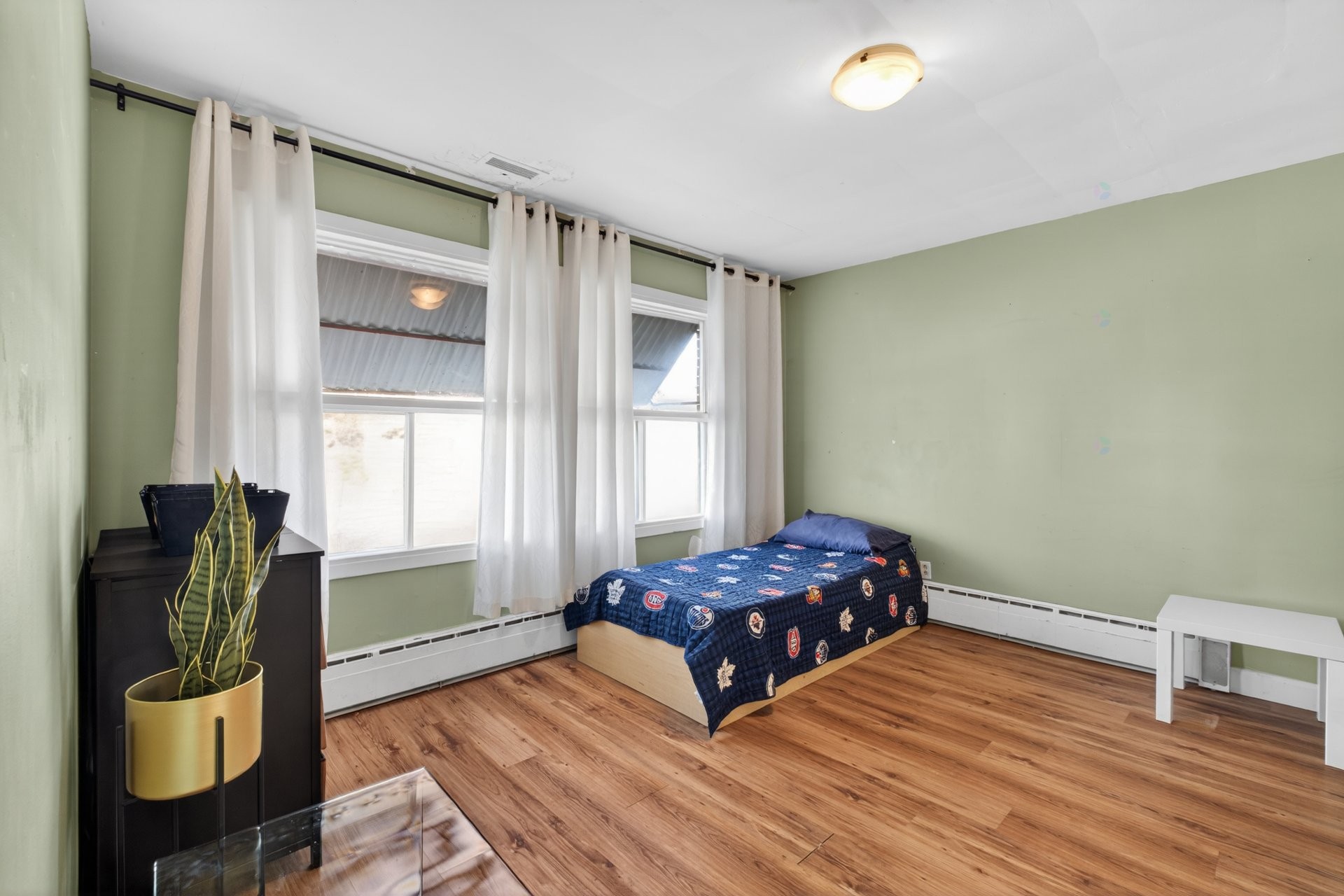 









1108


Rue Larocque

,
Sherbrooke (Les Nations),




QC
J1H4R9

