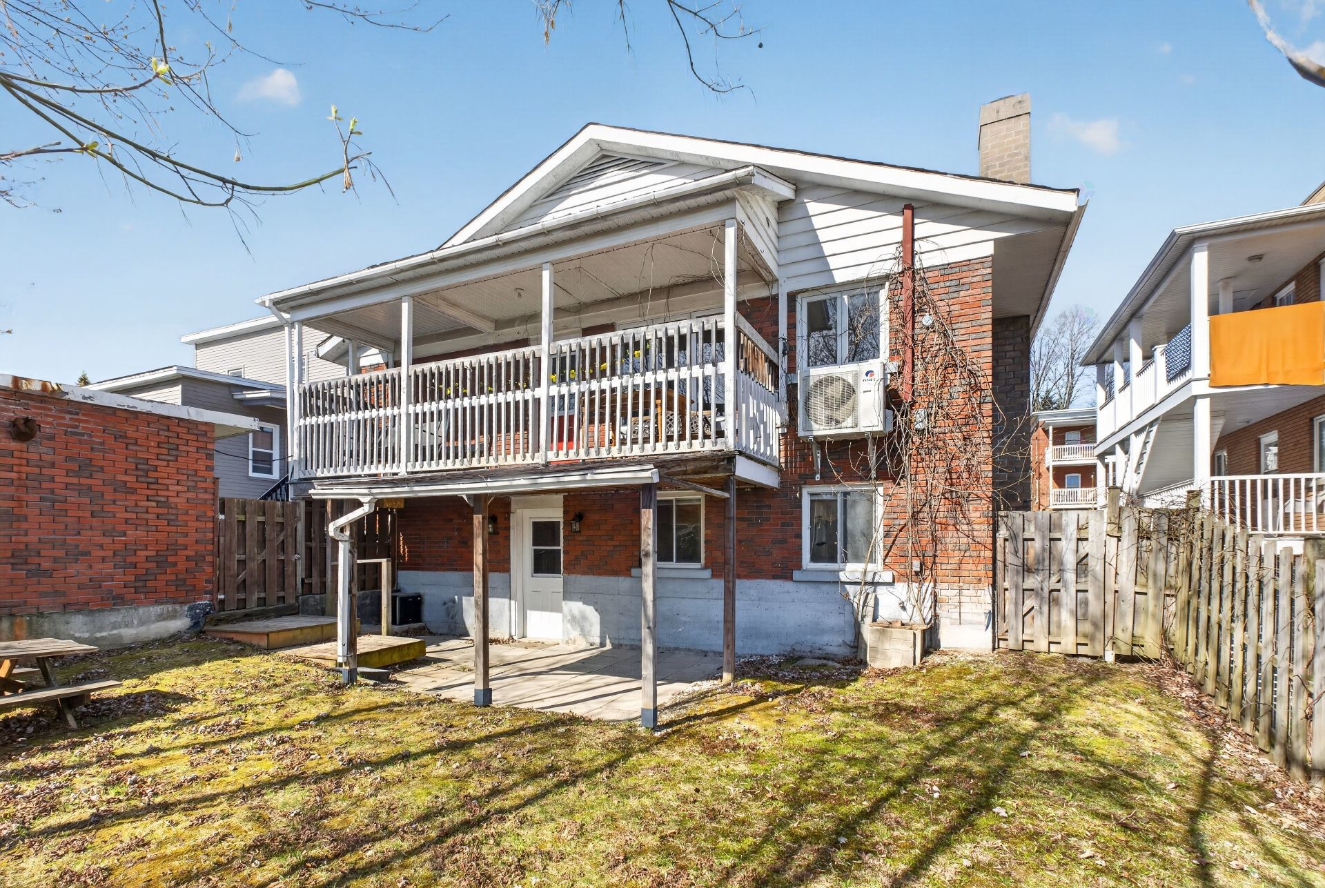 









1108


Rue Larocque

,
Sherbrooke (Les Nations),




QC
J1H4R9

