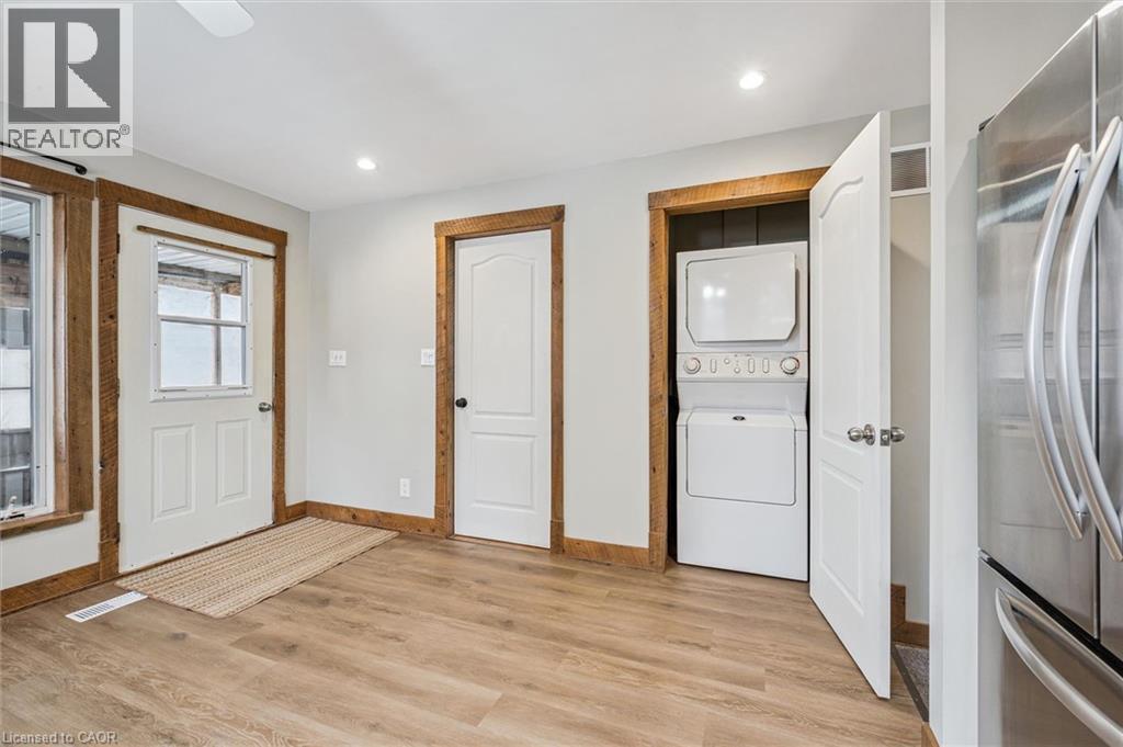 












8946 WELLINGTON RD 16

,
Damascus,




Ontario
N0G2E0


