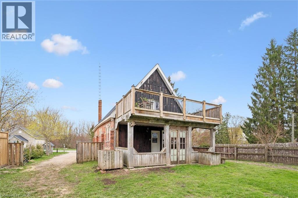 












8946 WELLINGTON RD 16

,
Damascus,




Ontario
N0G2E0

