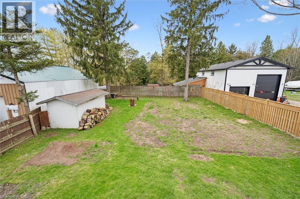 












8946 WELLINGTON RD 16

,
Damascus,




Ontario
N0G2E0

