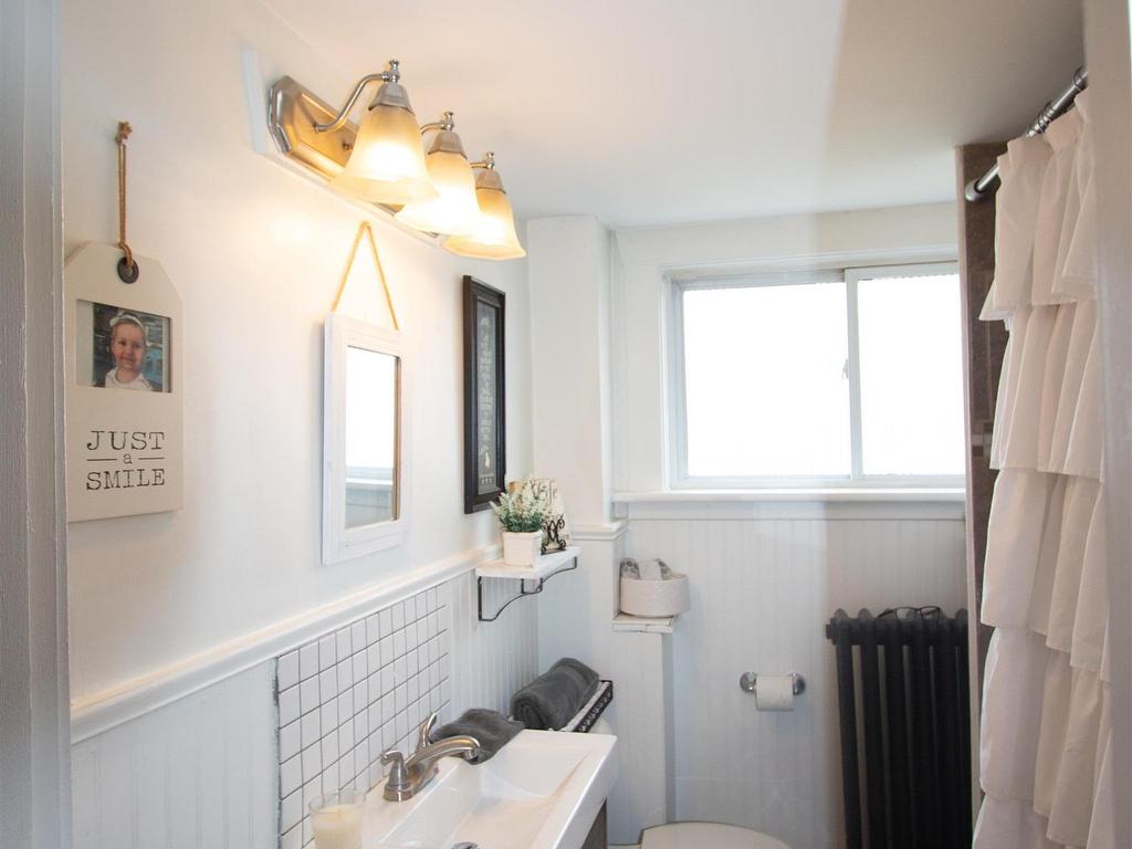 












62 RUSSELL

,
Summerside,




PE
C1N 2T6


