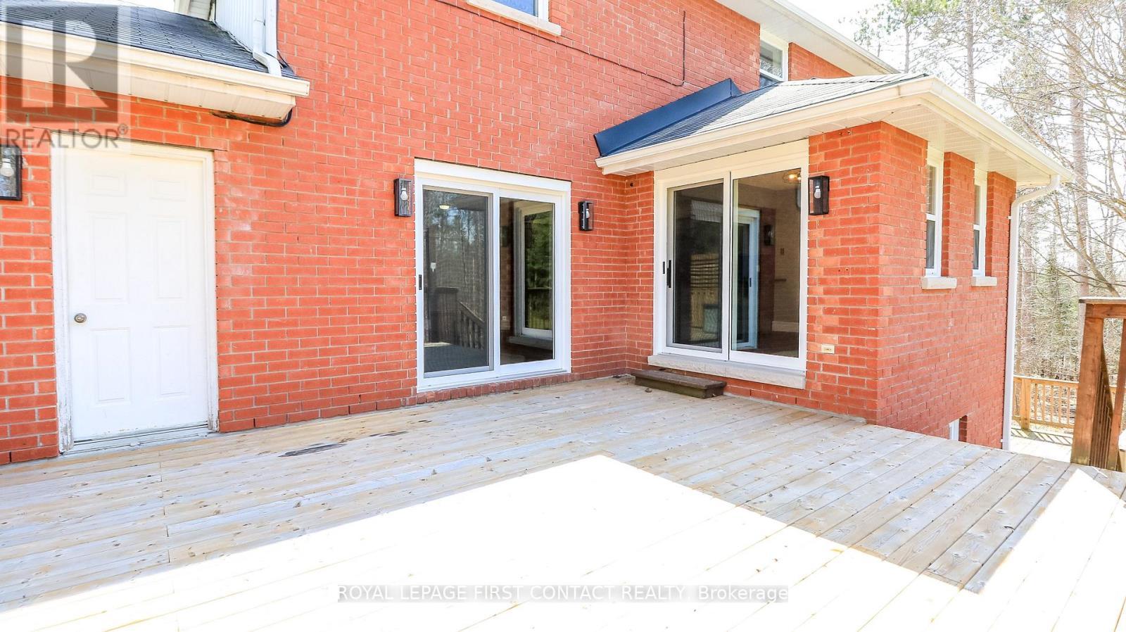 












602 SCARLETT LINE

,
Springwater,




Ontario
L0L1V0

