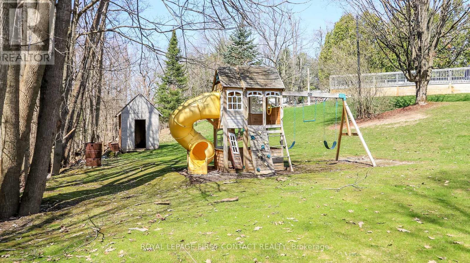 












602 SCARLETT LINE

,
Springwater,




Ontario
L0L1V0

