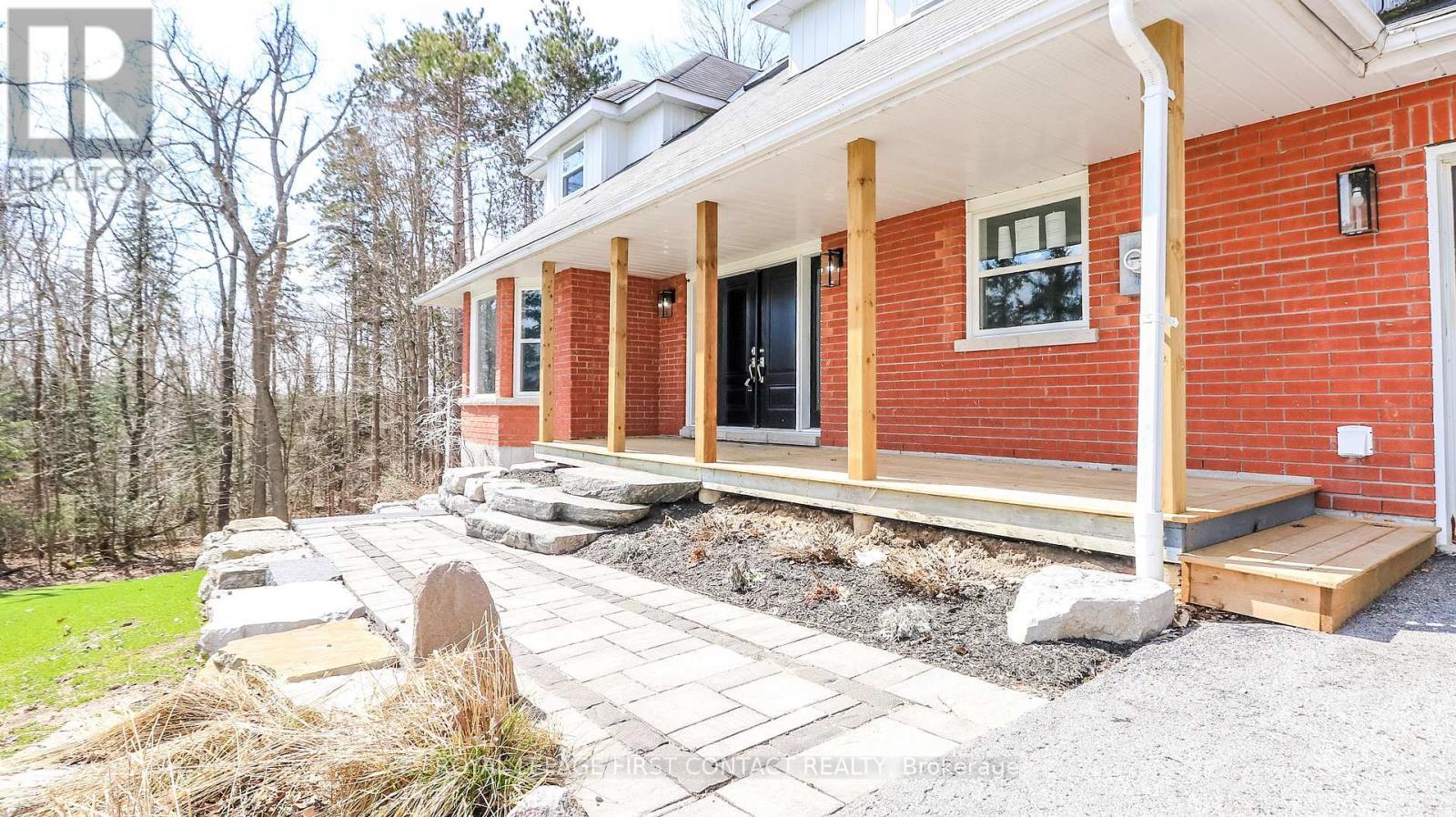 












602 SCARLETT LINE

,
Springwater,




Ontario
L0L1V0

