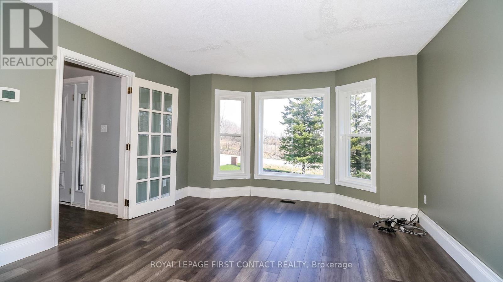 












602 SCARLETT LINE

,
Springwater,




Ontario
L0L1V0

