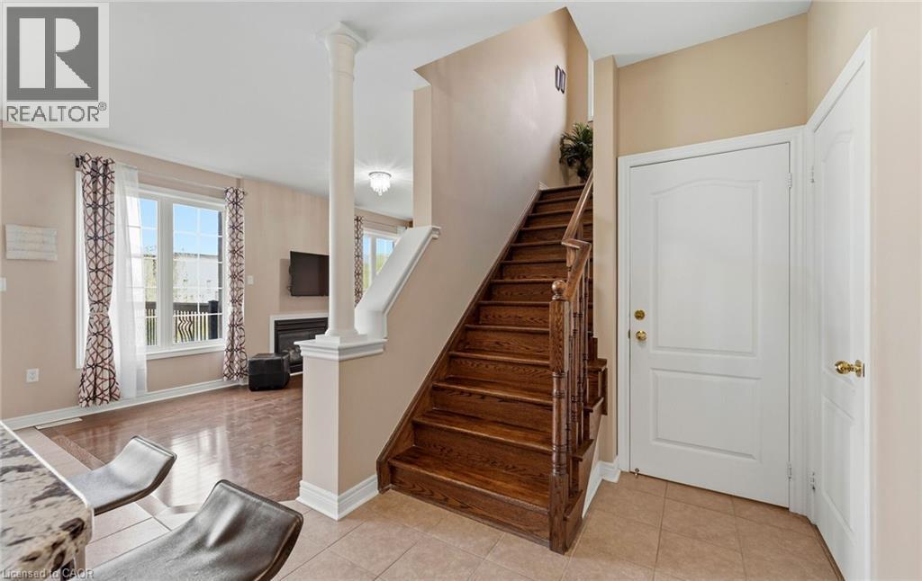 












476 NAIRN Circle

,
Milton,




Ontario
L9T8A7

