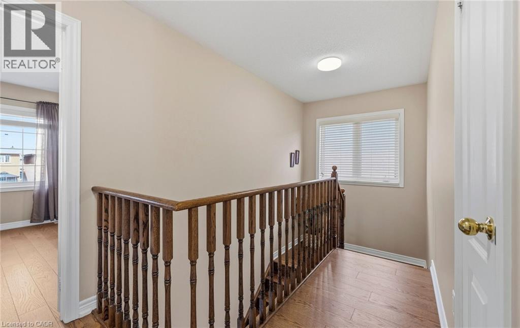












476 NAIRN Circle

,
Milton,




Ontario
L9T8A7

