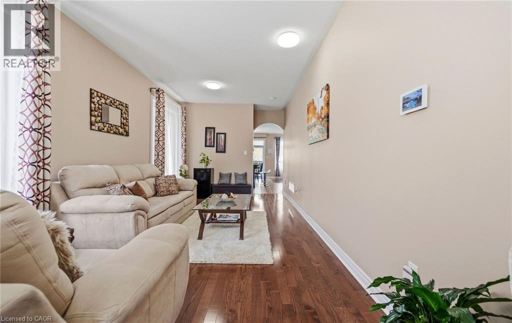 












476 NAIRN Circle

,
Milton,




Ontario
L9T8A7

