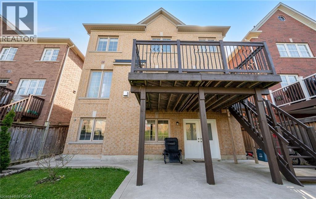 












476 NAIRN Circle

,
Milton,




Ontario
L9T8A7

