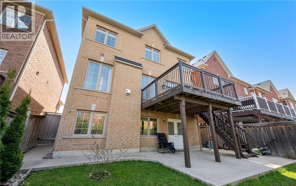 












476 NAIRN Circle

,
Milton,




Ontario
L9T8A7

