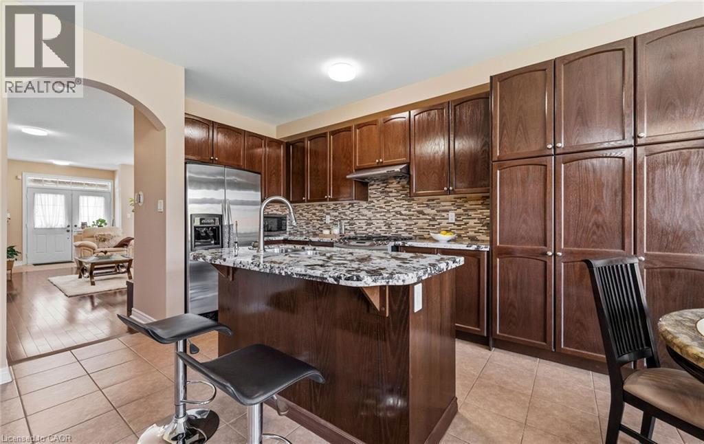 












476 NAIRN Circle

,
Milton,




Ontario
L9T8A7

