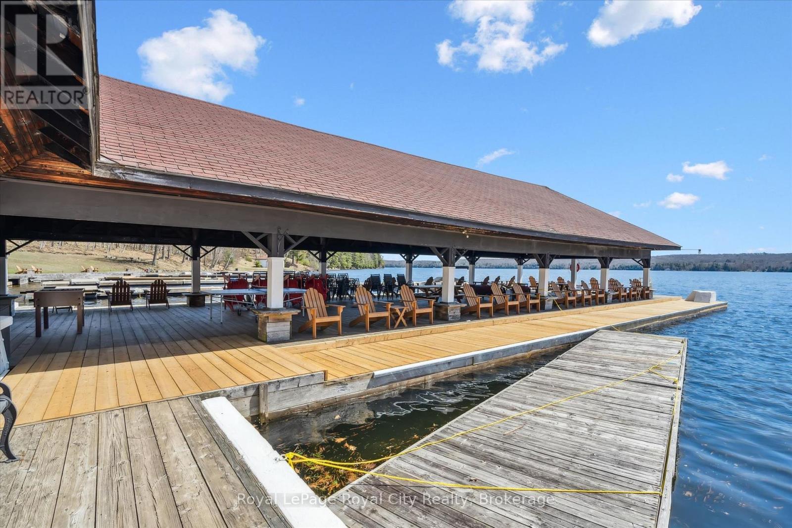 












202 & 206 - 12 BIGWIN ISLAND

,
Lake of Bays (Franklin),




Ontario
P0B1A0


