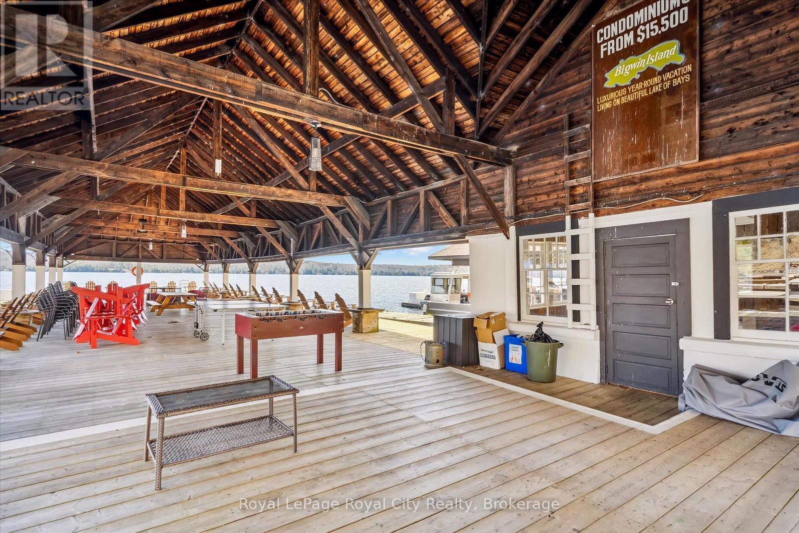 












202 & 206 - 12 BIGWIN ISLAND

,
Lake of Bays (Franklin),




Ontario
P0B1A0

