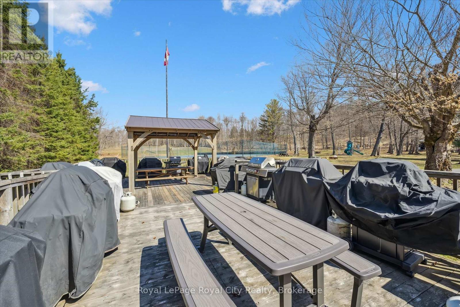 












202 & 206 - 12 BIGWIN ISLAND

,
Lake of Bays (Franklin),




Ontario
P0B1A0

