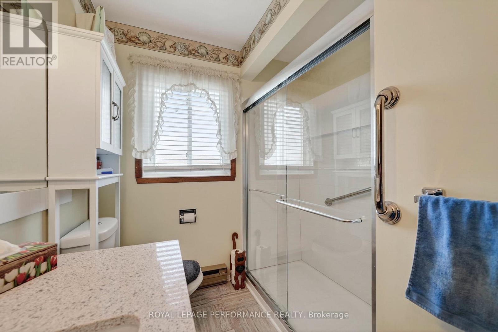 












3205 DUVAL AVENUE

,
Cornwall,




Ontario
K6K1C3


