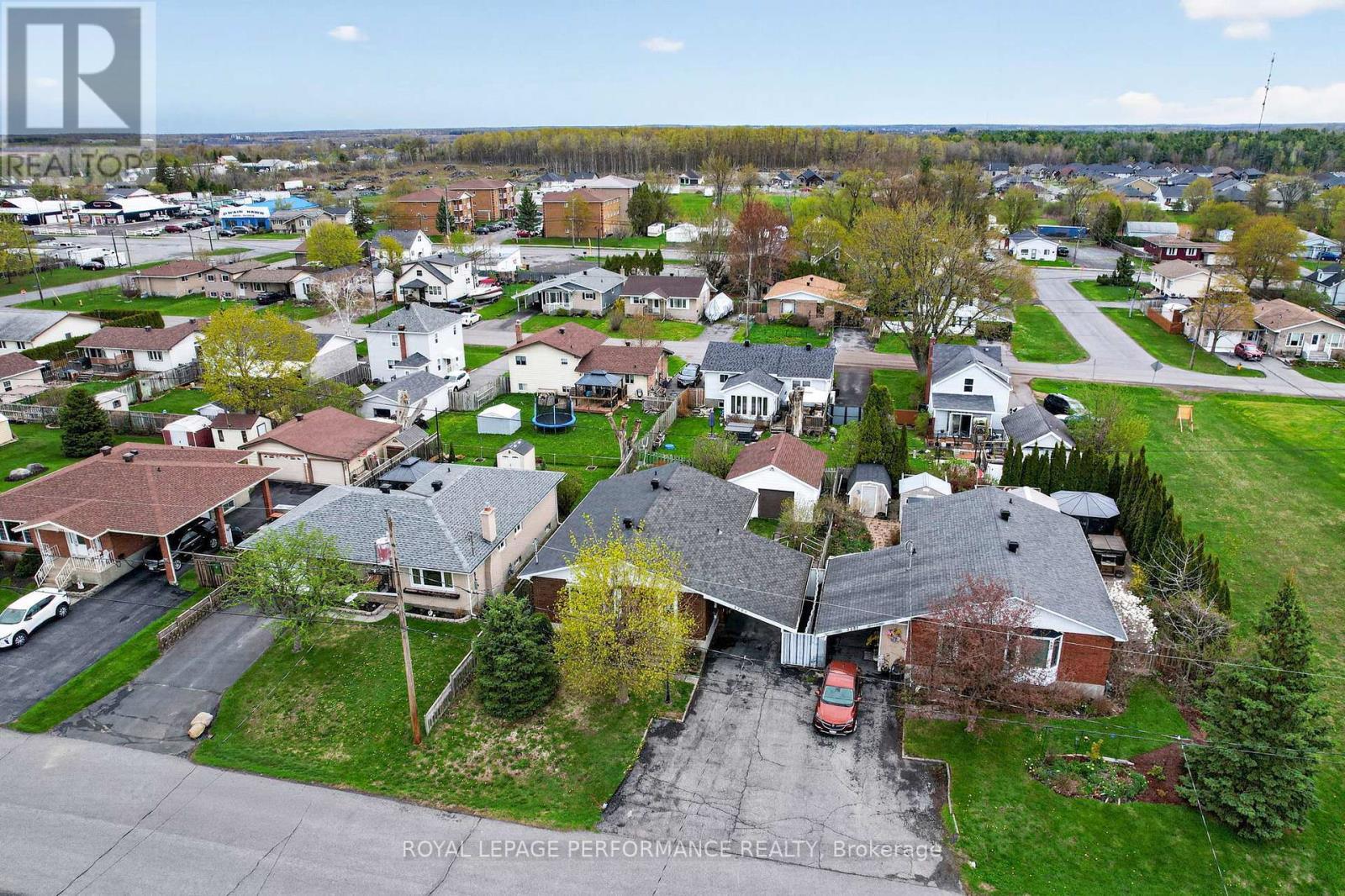 












3205 DUVAL AVENUE

,
Cornwall,




Ontario
K6K1C3


