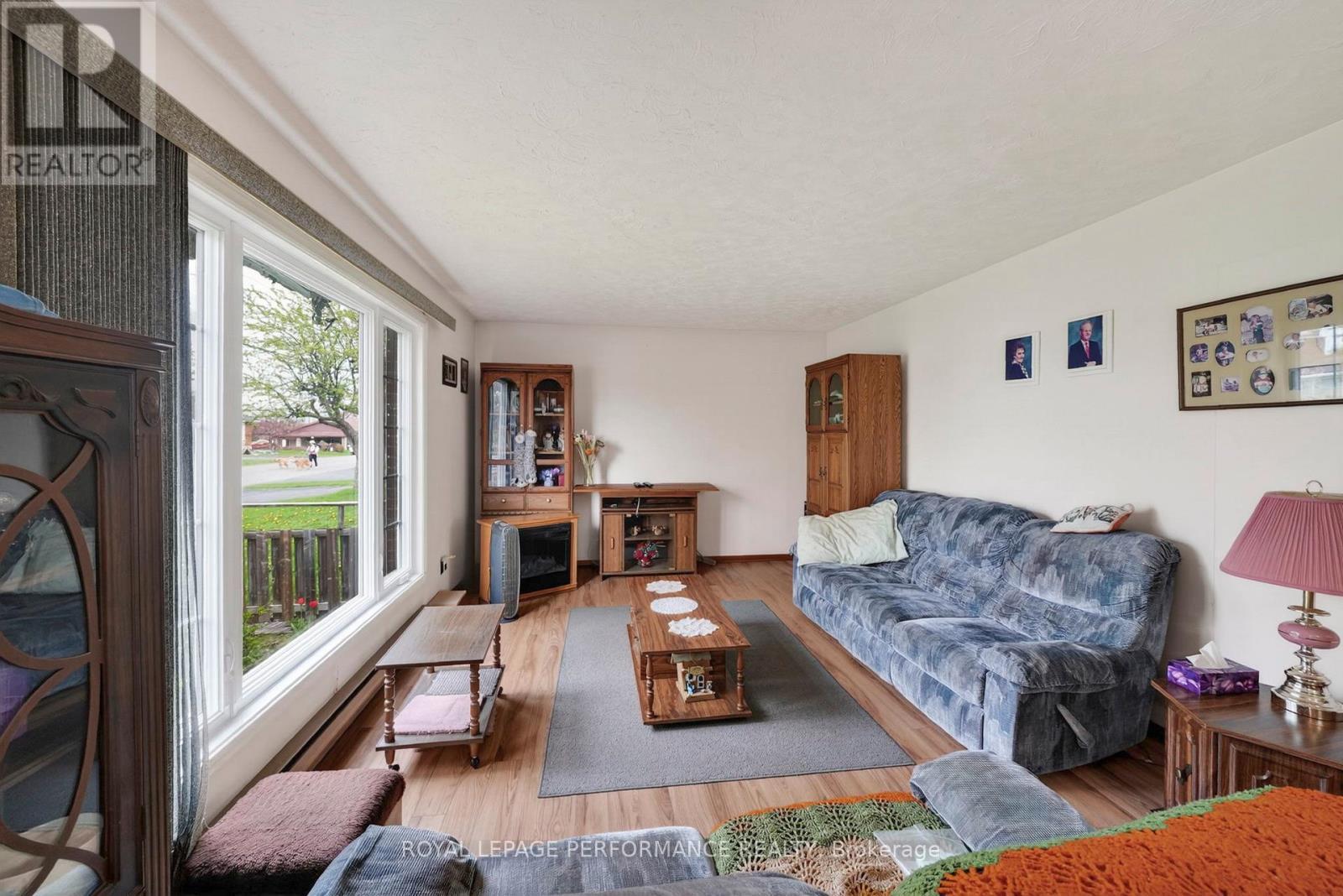 












3205 DUVAL AVENUE

,
Cornwall,




Ontario
K6K1C3

