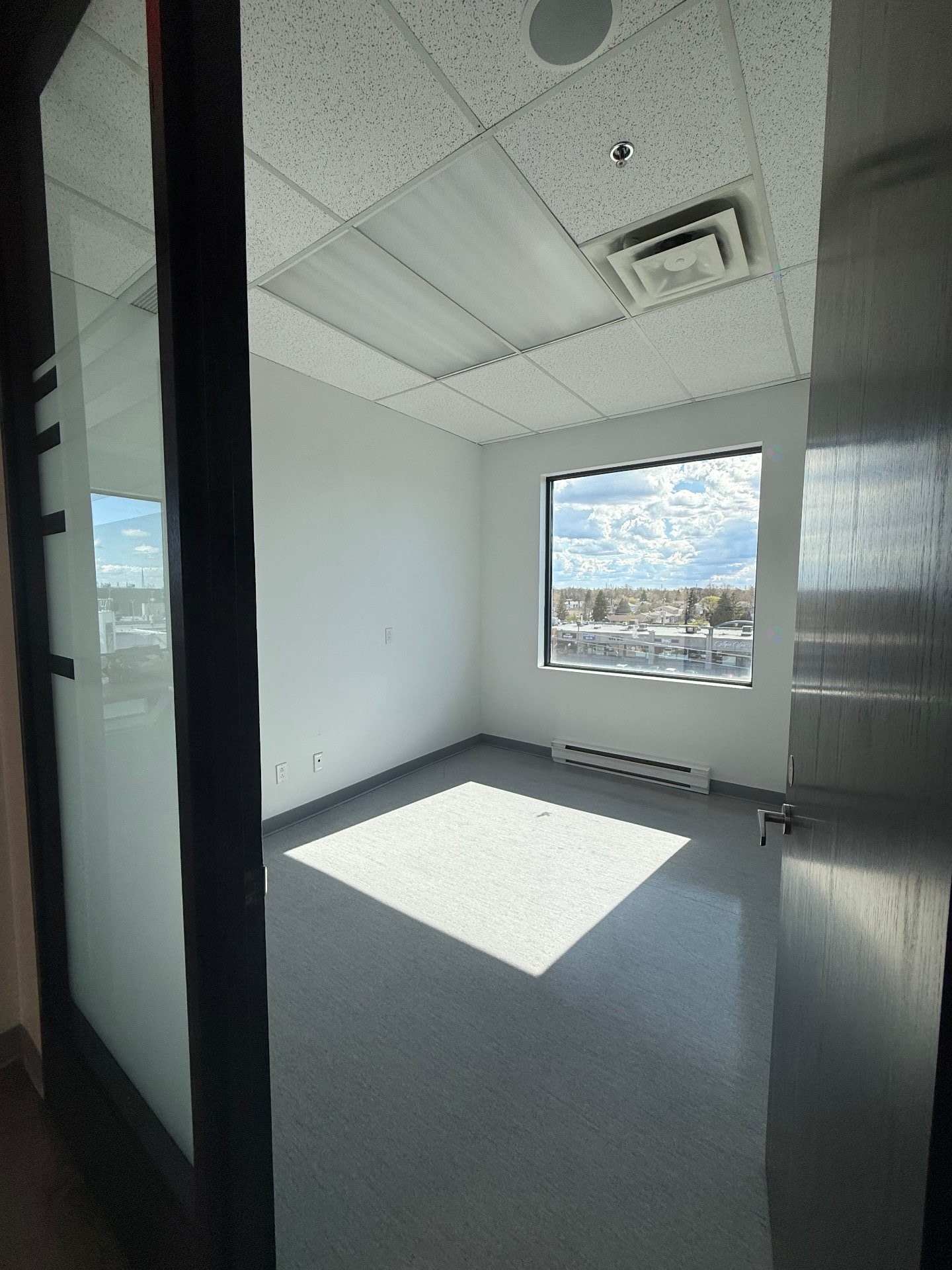 









3883


Boul. St-Jean

, 401A,
Dollard-des-Ormeaux,




QC
H9G3B9

