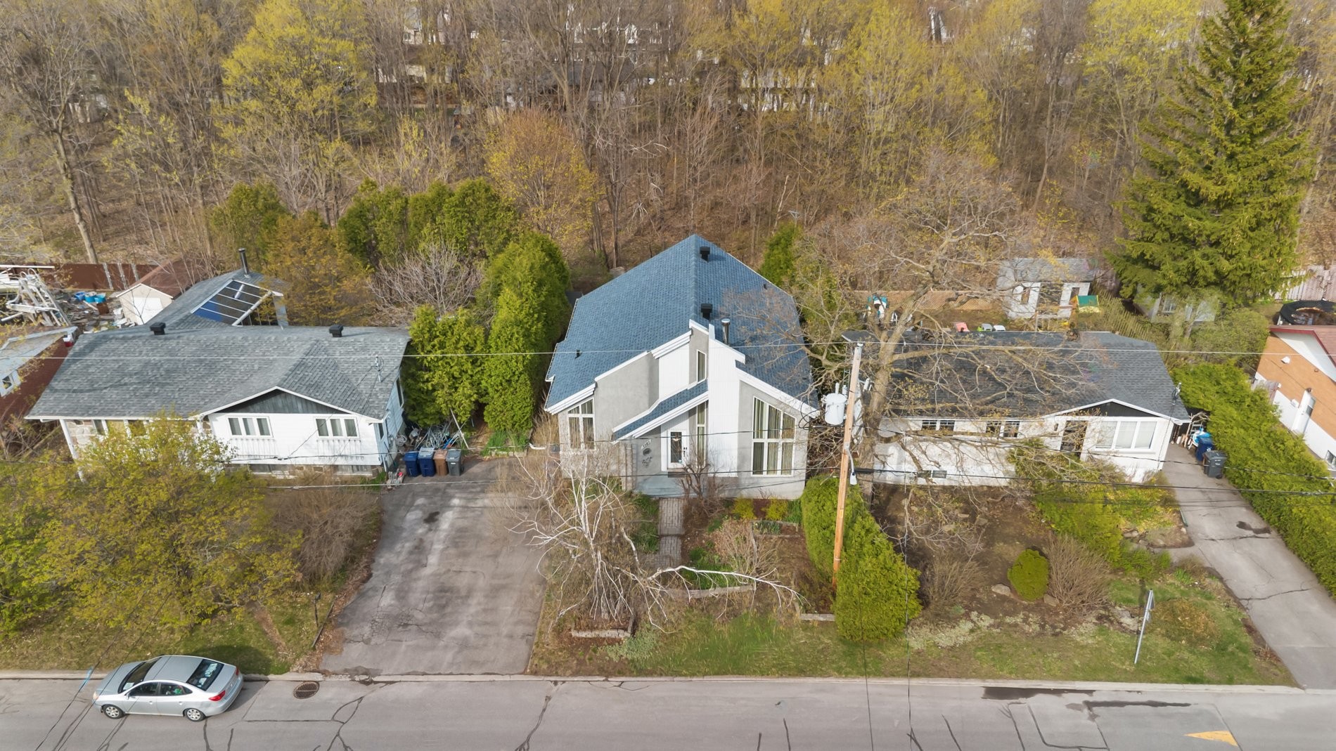 









1181


37e Avenue

,
Laval (Fabreville),




QC
H7R4W3

