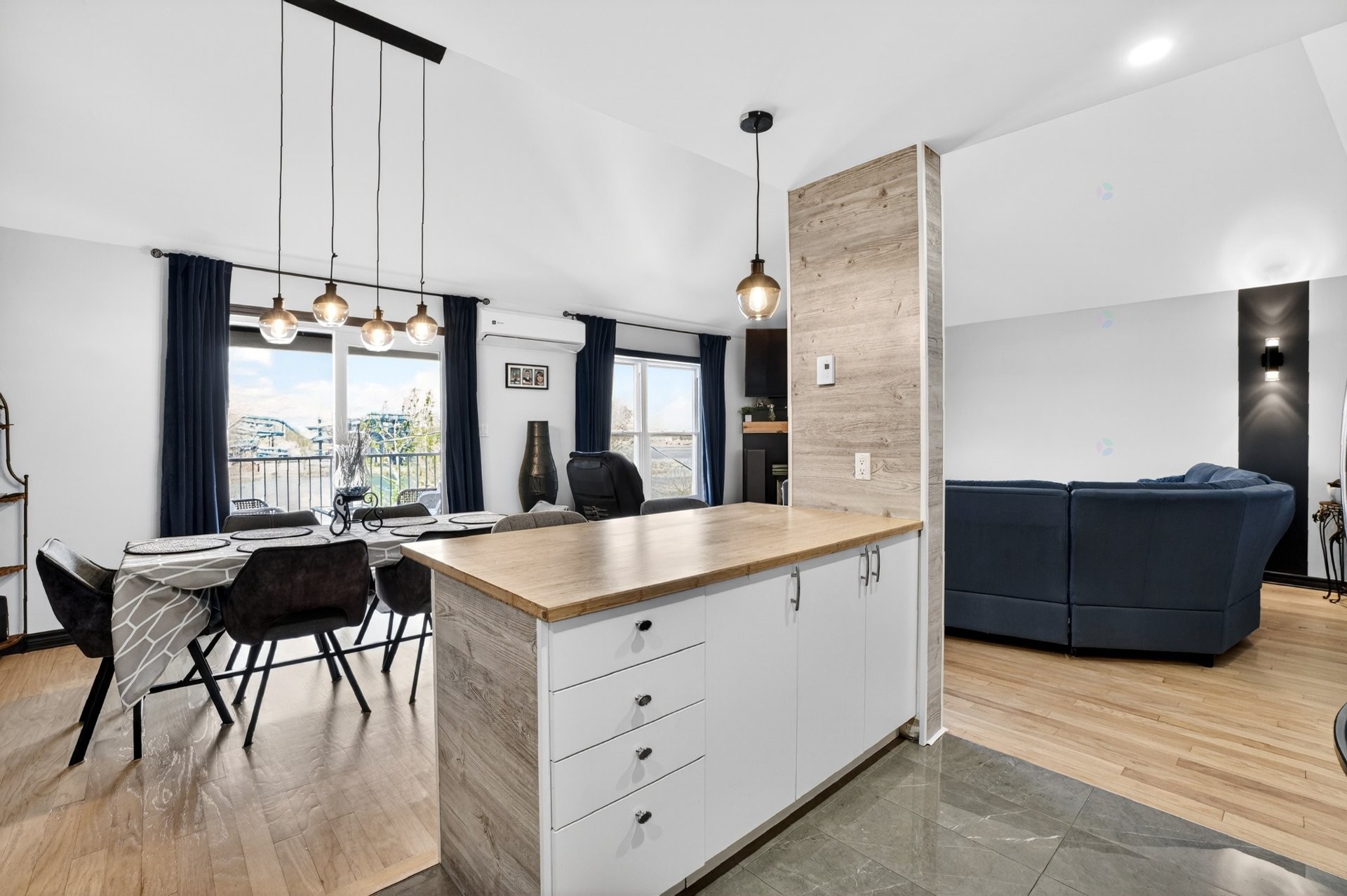 









315


Av. Henri-Mérette

, 5,
Pointe-Calumet,




QC
J0N1G0

