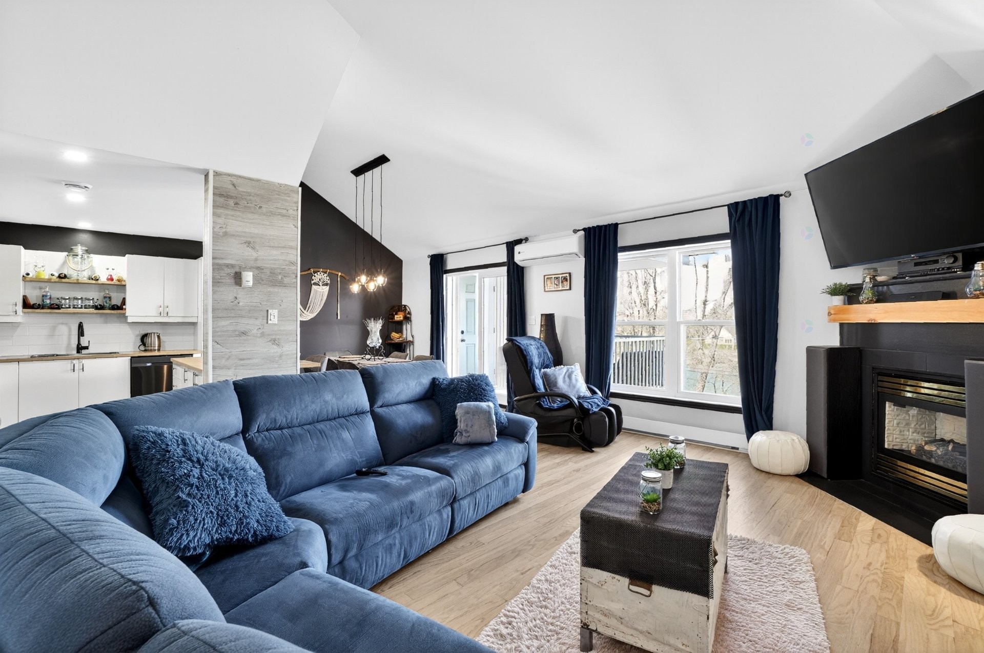 









315


Av. Henri-Mérette

, 5,
Pointe-Calumet,




QC
J0N1G0

