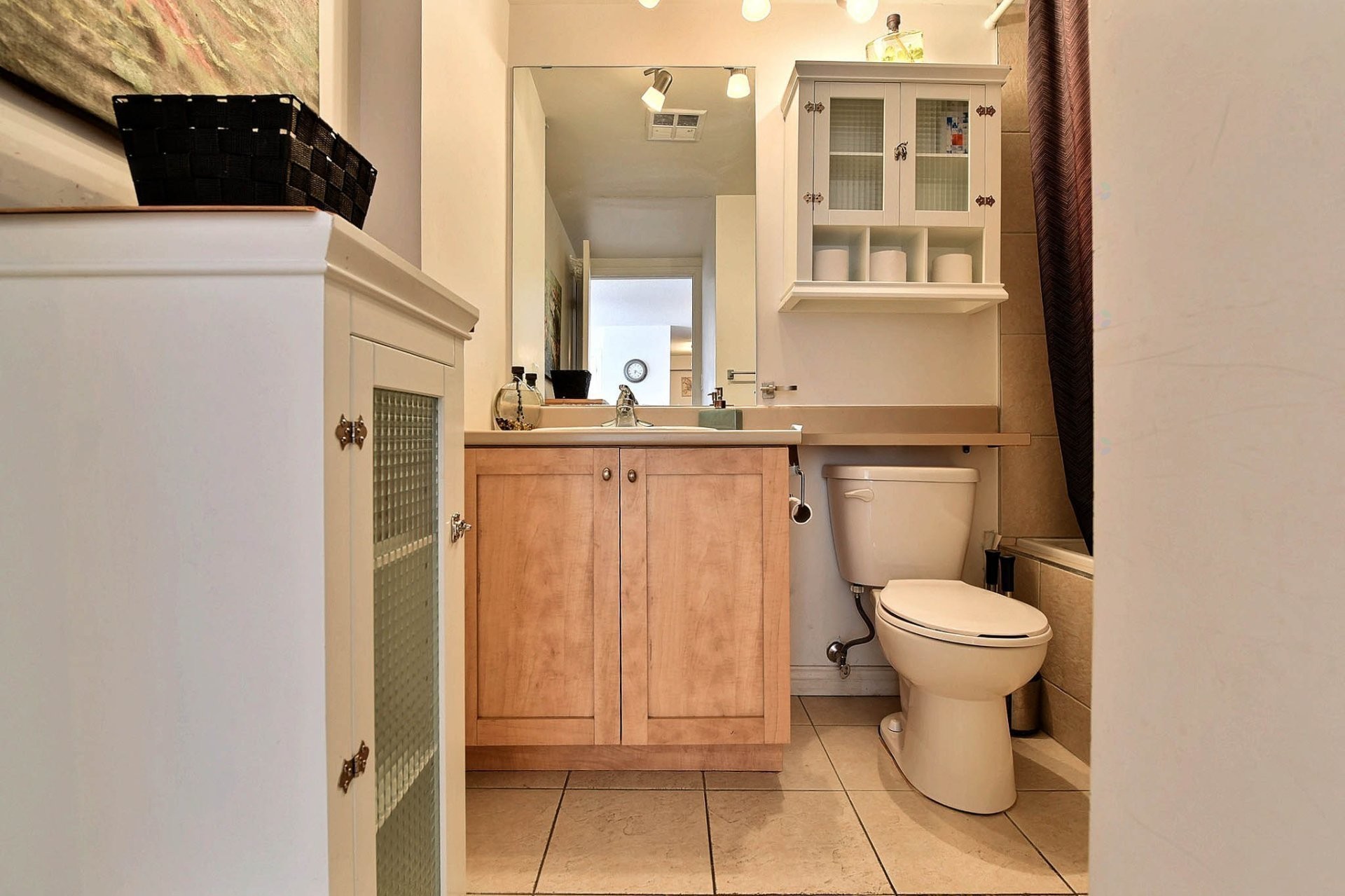 









1225


Rue Notre-Dame O.

, 624,
Montréal (Ville-Marie),




QC
H3C6S3

